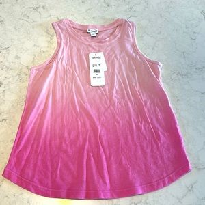 Splendid NWT tank